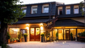  Hotel Relax  Кенты
